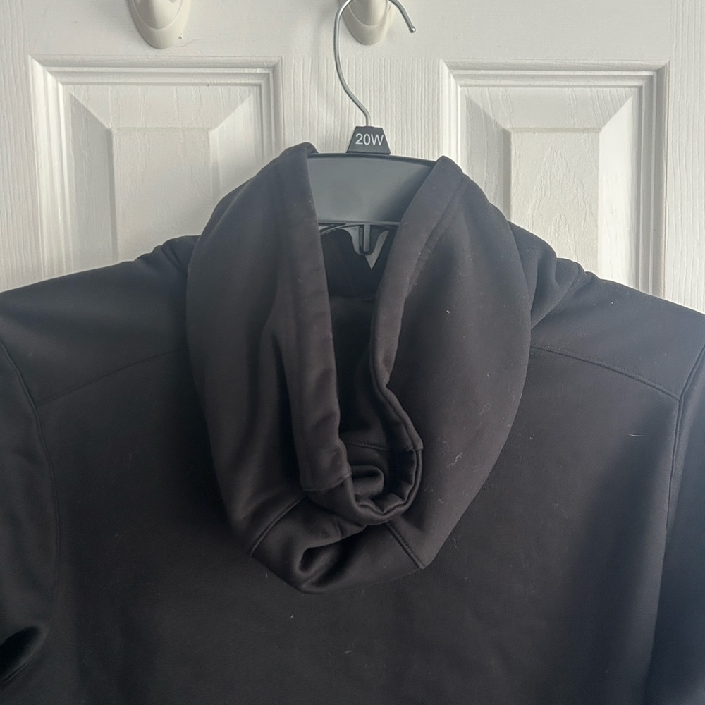 Under Armour Black Hoodie Size Large - Picture 5 of 11